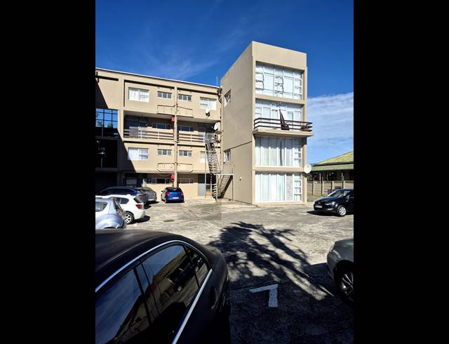2 BEDROOM APARTMENT FOR SALE IN SOUTHERNWOOD